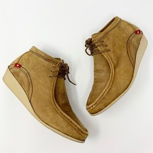 Oliberte Leather Wedge Bootie
